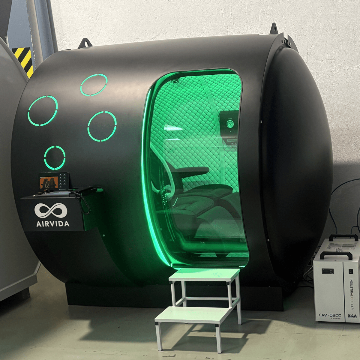 2.0 ATA Hardshell Multiplace Hyperbaric Chamber with BIBS Mask