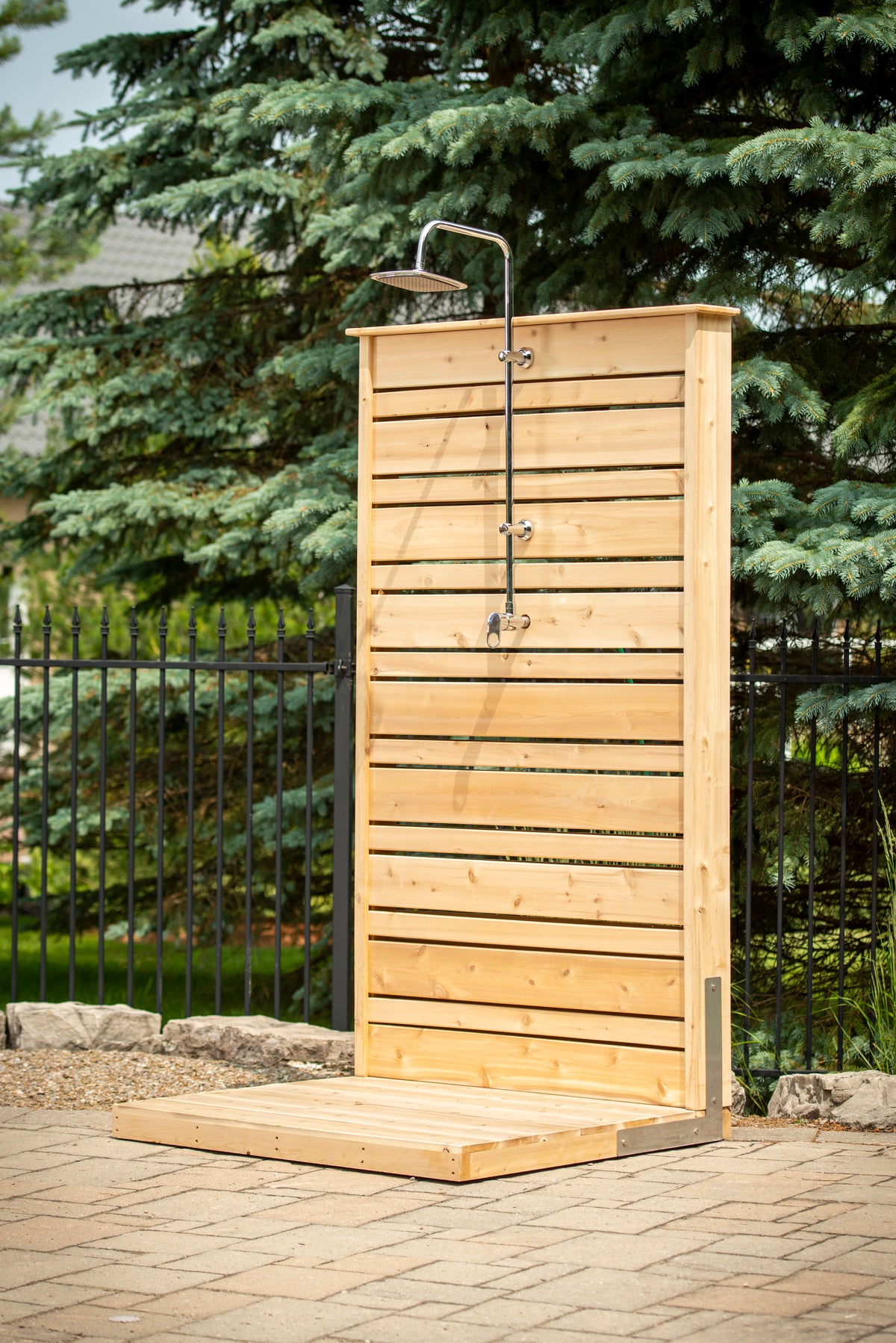 CT Savannah Outdoor Shower