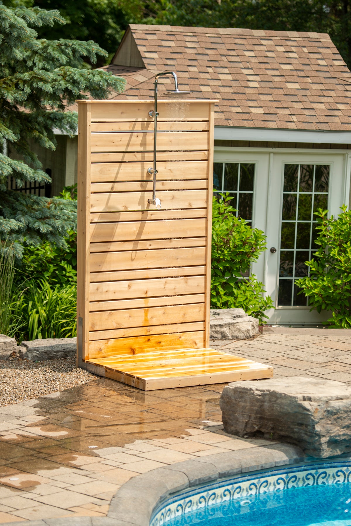 CT Savannah Outdoor Shower