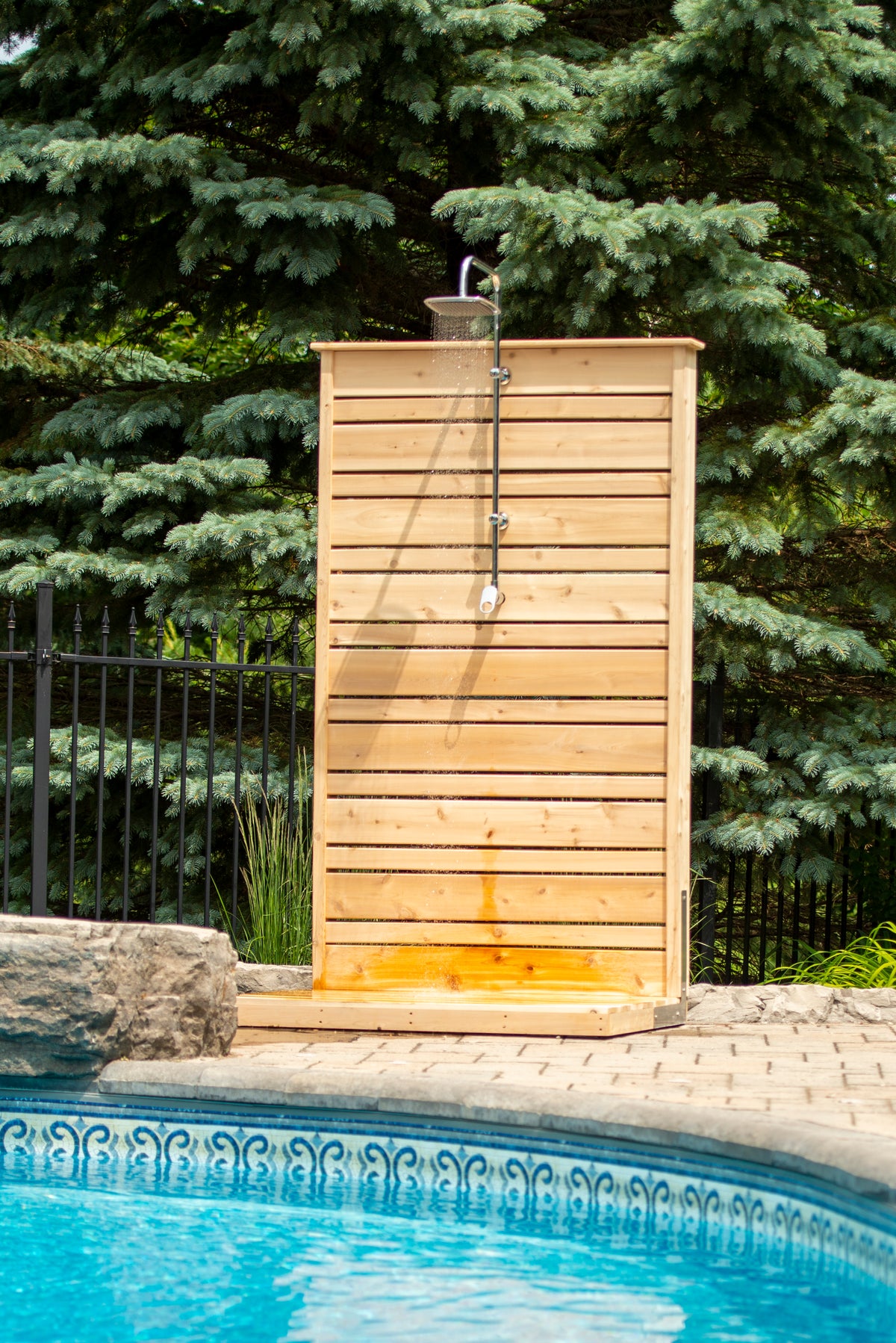 CT Savannah Outdoor Shower