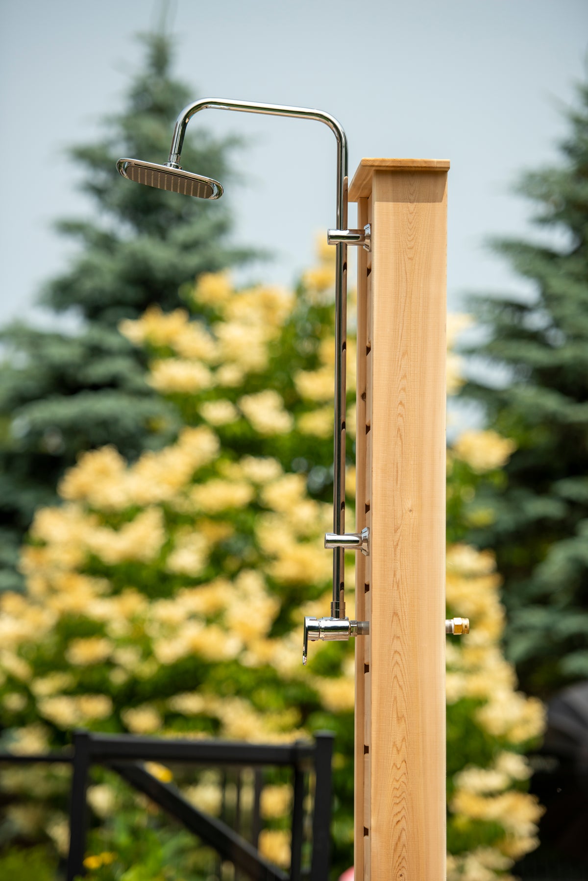 CT Sierra Outdoor Shower