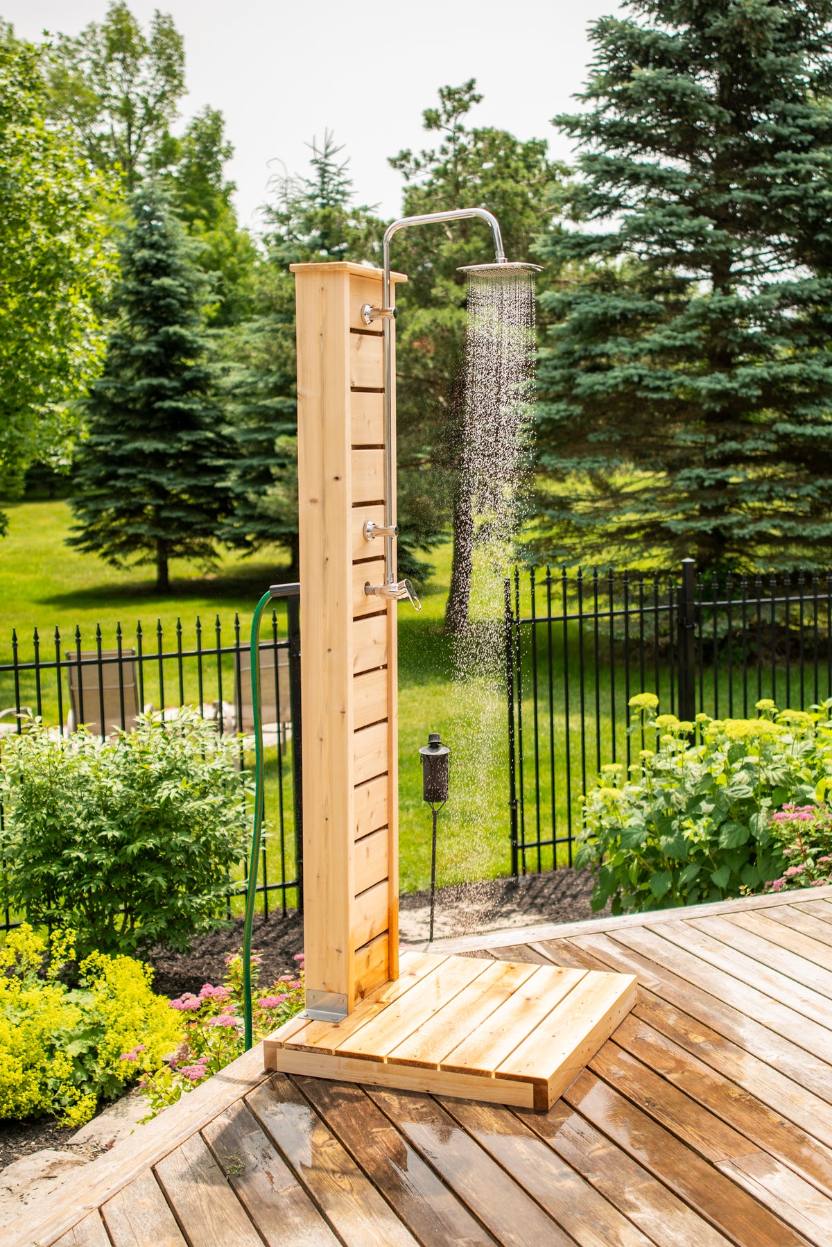 CT Sierra Outdoor Shower